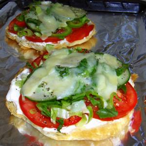 Summer Veggie Pizza Buns_image