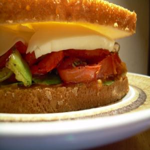 Tantalizing Roasted Vegetable Sandwich With Secret Spread_image