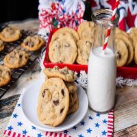 All-American Chocolate Chip Cookies_image
