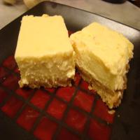 Limoncello Liqueur Plus Cheesecake Squares_image