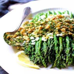Roasted Asparagus with Goat Cheese and Walnut Lemon Gremolata_image