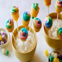 Cupcake Lollipops image