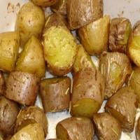 Baby Potatoes with Rosemary_image