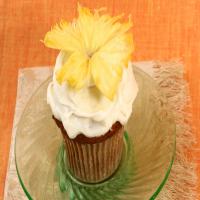 Hummingbird Cupcakes image