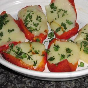 Cheese-Stuffed Roasted Red Peppers_image