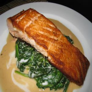 Bertucci's Salmon Florentine Copycat Recipe - (4.5/5)_image