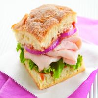 Tangy Raspberry-Turkey Sandwich_image