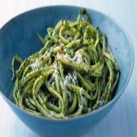 Parsley-Flaxseed Pesto Pasta_image