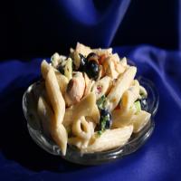 Chicken and Pasta Salad With Blueberries image