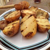 Grilled Red Potatoes_image
