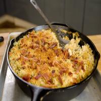 Skillet Bacon Mac and Cheese image