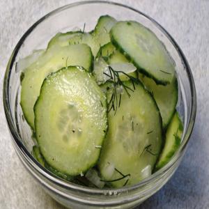 The Realtor's Garlicky Cucumbers_image