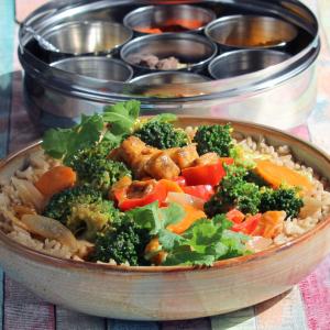 Panang Curry with Tofu and Vegetables_image
