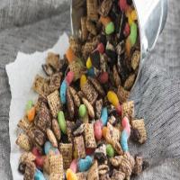 Dirt and Worms Chex Mix_image
