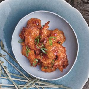 Fried prawns with garlicky hot pepper sauce image