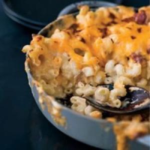 Classic Baked Mac and Cheese_image