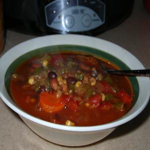 Pantry Clearing Chili Bean Soup_image