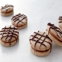 Martha's Cappuccino-Chocolate Sandwich Cookies_image