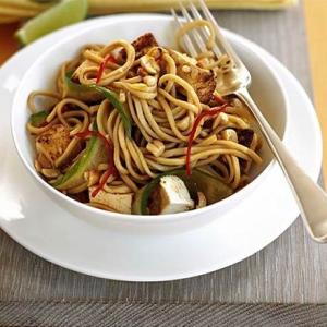 Asian-style tofu & cucumber noodles_image