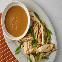 Orange-Marinated Chicken Satay with Peanut Sauce_image