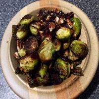 Cranberry & Pecan Roasted Brussels Sprouts_image