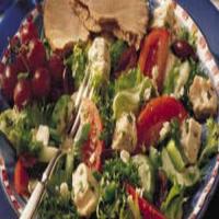 Greek Chicken Salad with Mint Vinaigrette_image