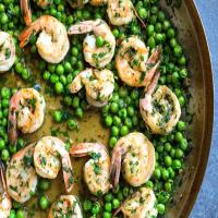 Garlic Shrimp With Peas image