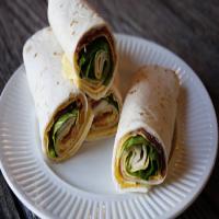 Bacon-Cheddar-Spinach Breakfast Roll-Ups image