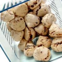 Melt-In-The-Mouth Cashew Meringues image