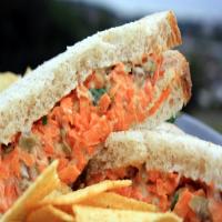 Nut and Carrot Sandwich_image