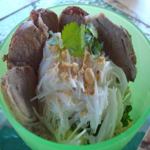 American Kitchen Classic Vietnamese Bun (Cool Noodle Salad)_image