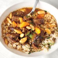 Beef Stew with Almonds and Dried Fruit_image