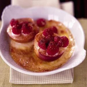 Nectarine & raspberry gratin_image