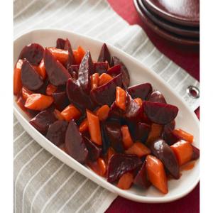 Easy Roasted Beets and Carrots_image