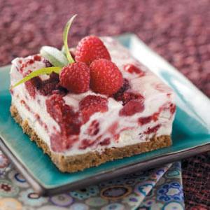Raspberry Swirl Frozen Dessert Recipe_image