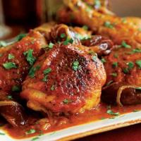Braised Chicken Legs with Carrot Juice, Dates & Spices_image