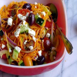 Greek Salad Sweet Potato Spaghetti_image
