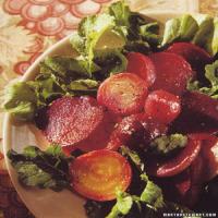 Four Beet Salad on Arugula with Sherry Vinaigrette_image