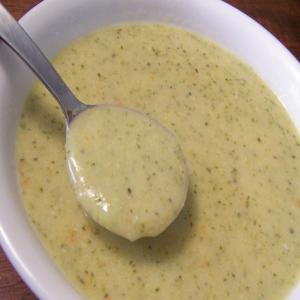 Cream of Broccoli Vegetable Cheese Soup_image