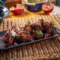 Mole Poblano with Chicken Wings image