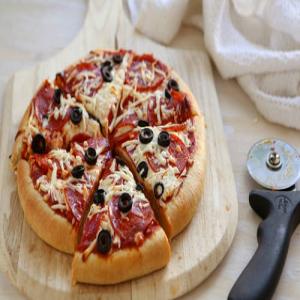 Make-Ahead Freezer Pizzas_image
