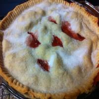 Sweet Strawberry Rhubarb Pie_image