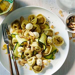 Spinach Cheese Tortellini with Zucchini, Mozzarella and Toasted Almonds_image