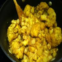 Aloo Gobi - Cauliflower and Potatoes image