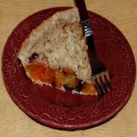 Apricot Cranberry Crumb Pie_image