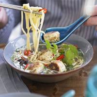 Spiced chicken meatballs with noodles, basil & broth_image