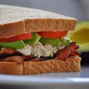 Tuna, Avocado and Bacon Sandwich_image