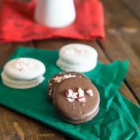 Chocolate Peppermint Dipped Oreos_image