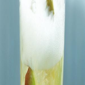 Sparkling Apple Cocktail image