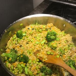 Indian Curry Couscous with Broccoli and Edamame_image